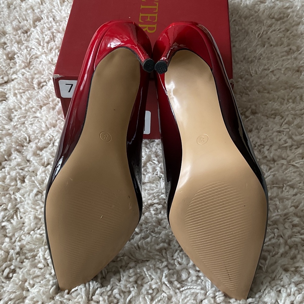 💐NEW IN BOX💐 Coleter Middle Heels Black/Red  - size 8 - Picture 7 of 10